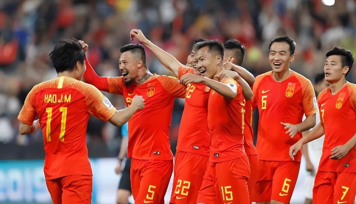 2026世界杯官方直播app下载入口-18岁的国安新援刚加盟就坐稳首发！球迷看好他进国足，引发热议